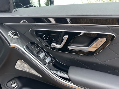 S 580 e L AMG Line Premium Plus Executive 3.0 4dr Saloon Automatic Petrol/Electric