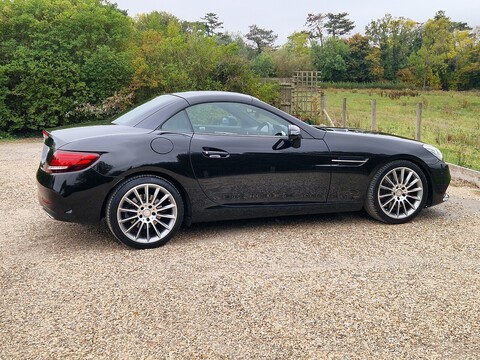 2.1 SLC250d AMG Line Convertible 2dr Diesel G-Tronic Euro 6 (s/s) (204 ps)