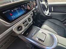 Mercedes-Benz G-Class AMG G 63 MANUFAKTUR Edition 