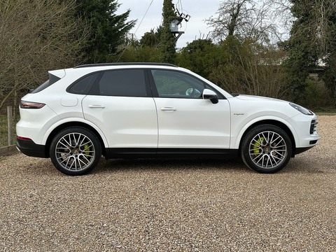 3.0 V6 E-Hybrid 17.9kWh SUV 5dr Petrol Plug-in Hybrid TiptronicS 4WD Euro 6 (s/s) (3.6kW Charger) (462 ps)