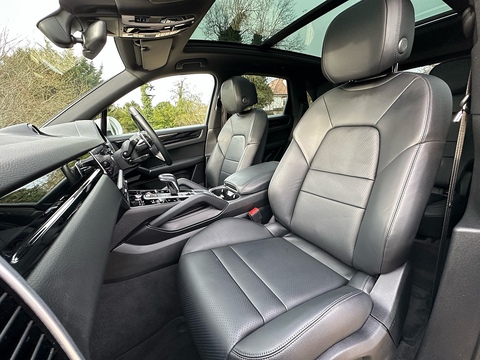 3.0 V6 E-Hybrid 17.9kWh SUV 5dr Petrol Plug-in Hybrid TiptronicS 4WD Euro 6 (s/s) (3.6kW Charger) (462 ps)