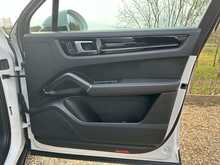 Porsche Cayenne V6 E-Hybrid 