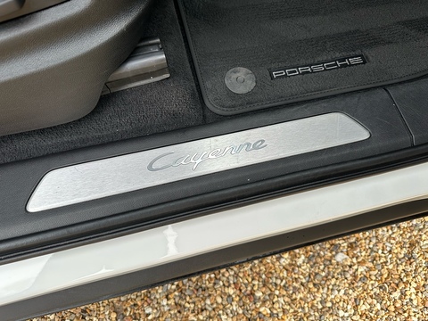 3.0 V6 E-Hybrid 17.9kWh SUV 5dr Petrol Plug-in Hybrid TiptronicS 4WD Euro 6 (s/s) (3.6kW Charger) (462 ps)