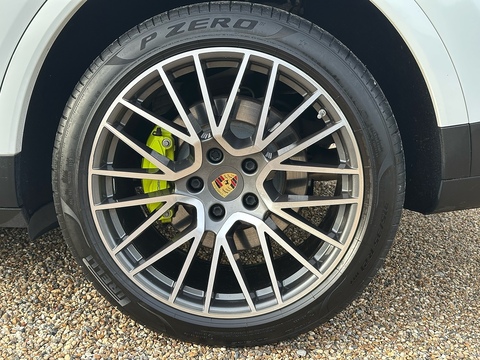 3.0 V6 E-Hybrid 17.9kWh SUV 5dr Petrol Plug-in Hybrid TiptronicS 4WD Euro 6 (s/s) (3.6kW Charger) (462 ps)