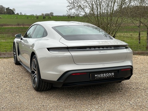 Performance 0.0 4dr Saloon Automatic Electric