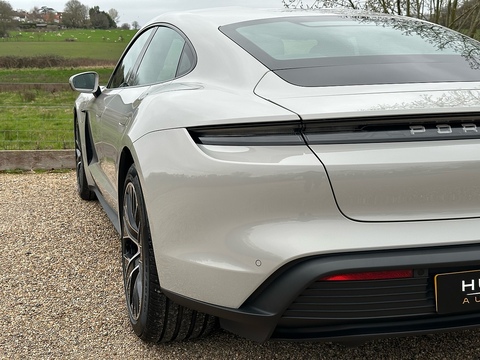 Performance 0.0 4dr Saloon Automatic Electric