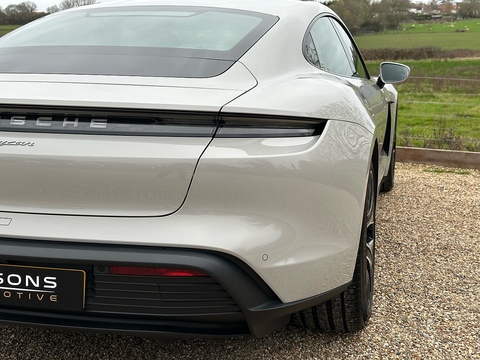 Performance 0.0 4dr Saloon Automatic Electric