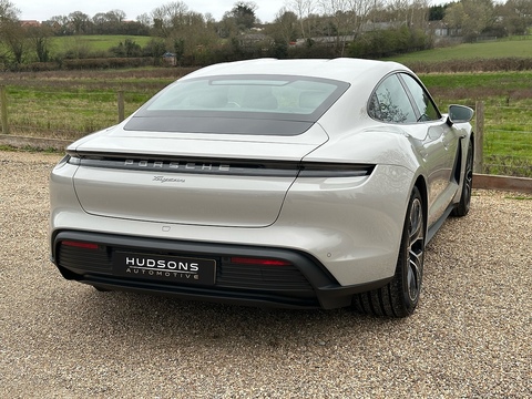 Performance 0.0 4dr Saloon Automatic Electric