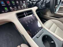 Porsche Taycan Performance 