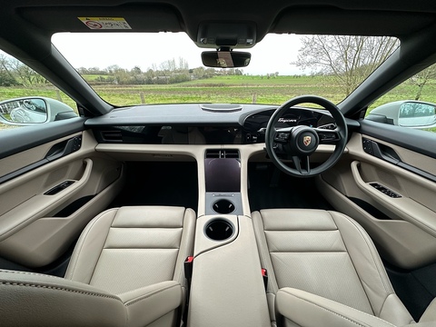 Performance 0.0 4dr Saloon Automatic Electric