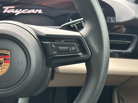 Performance 0.0 4dr Saloon Automatic Electric