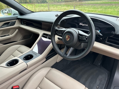 Performance 0.0 4dr Saloon Automatic Electric