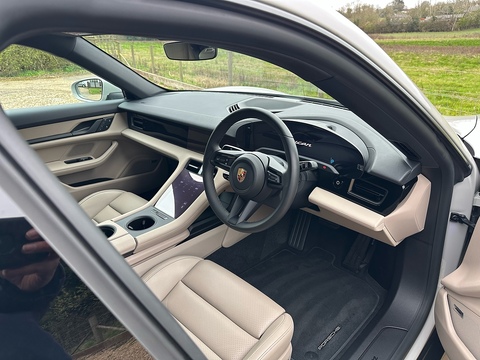 Performance 0.0 4dr Saloon Automatic Electric