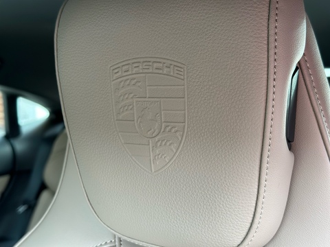 Performance 0.0 4dr Saloon Automatic Electric