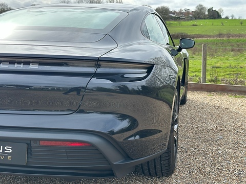 Performance 0.0 4dr Saloon Automatic Electric