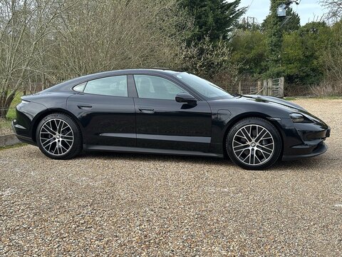 Performance 0.0 4dr Saloon Automatic Electric
