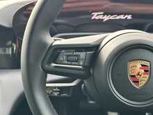 Porsche Taycan Performance 
