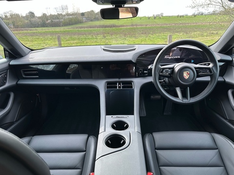 Performance 0.0 4dr Saloon Automatic Electric