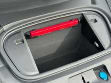 Porsche Taycan Performance 