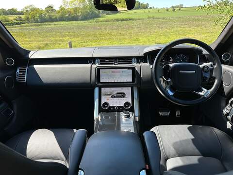 3.0 D300 MHEV Westminster Black SUV 5dr Diesel Auto 4WD Euro 6 (s/s) (300 ps)