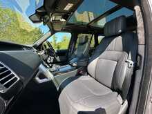 Land Rover Range Rover D300 MHEV Westminster Black 
