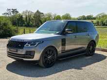 Land Rover Range Rover D300 MHEV Westminster Black 