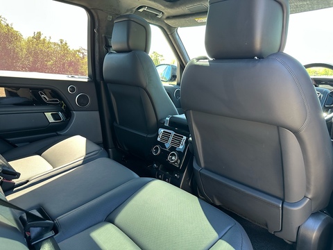 3.0 D300 MHEV Westminster Black SUV 5dr Diesel Auto 4WD Euro 6 (s/s) (300 ps)