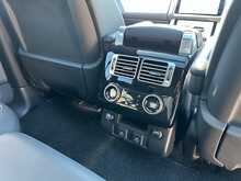 Land Rover Range Rover D300 MHEV Westminster Black 