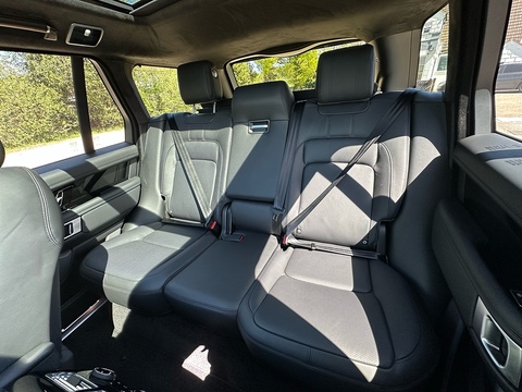 3.0 D300 MHEV Westminster Black SUV 5dr Diesel Auto 4WD Euro 6 (s/s) (300 ps)