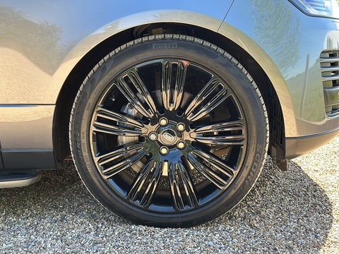 3.0 D300 MHEV Westminster Black SUV 5dr Diesel Auto 4WD Euro 6 (s/s) (300 ps)