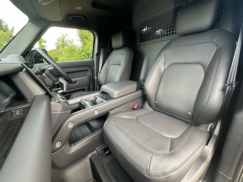 Hard Top D350 X-Dynamic HSE 3.0 5dr SUV Automatic Diesel