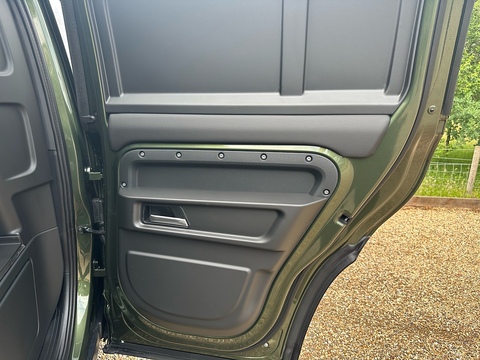 Hard Top D350 X-Dynamic HSE 3.0 5dr SUV Automatic Diesel