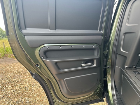 Hard Top D350 X-Dynamic HSE 3.0 5dr SUV Automatic Diesel
