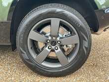 Land Rover Defender 110 Hard Top D350 X-Dynamic HSE 