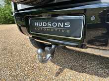 Land Rover Defender 110 Hard Top D250 S 