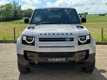 Land Rover Defender 110 Hard Top D250 S 