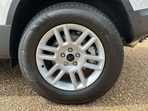 Hard Top D250 S 3.0 5dr SUV Automatic Diesel