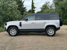 Land Rover Defender 110 Hard Top D250 S 