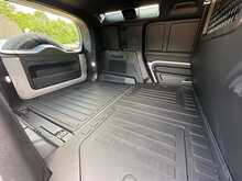 Land Rover Defender 110 Hard Top D250 S 