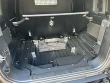 Land Rover Defender 110 Hard Top D250 S 