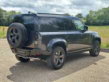Land Rover Defender 110 Hard Top D350 X-Dynamic HSE 