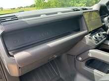Land Rover Defender 110 Hard Top D350 X-Dynamic HSE 