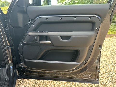 Hard Top D350 X-Dynamic HSE 3.0 5dr SUV Automatic Diesel