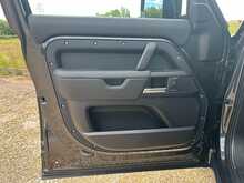 Land Rover Defender 110 Hard Top D350 X-Dynamic HSE 