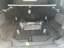 Land Rover Defender 110 Hard Top D350 X-Dynamic HSE 