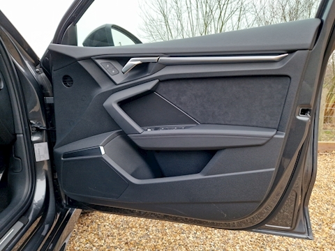 2.5 TFSI Carbon Black S tronic Quattro 5dr Sportback Petrol Euro 6