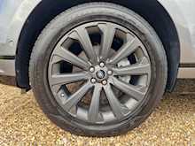 Land Rover Range Rover Velar P250 R-Dynamic SE 