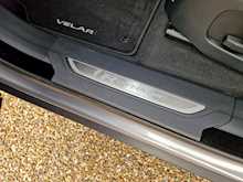Land Rover Range Rover Velar P250 R-Dynamic SE 