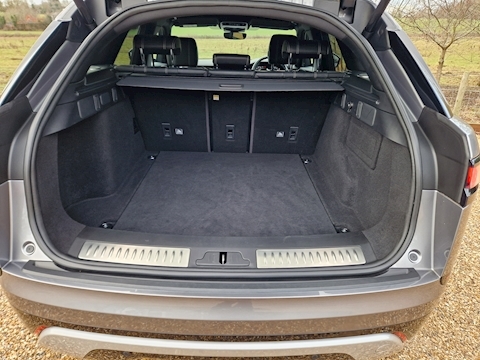 2.0 P250 R-Dynamic SE SUV 5dr Petrol Auto 4WD Euro 6 (s/s) (250 ps)