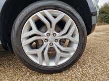 Land Rover Range Rover Evoque D200 MHEV R-Dynamic SE 